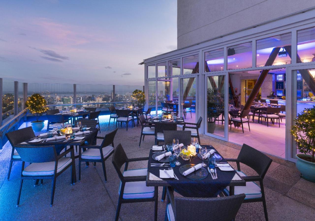Marco Polo Plaza Cebu Otel Dış mekan fotoğraf Sky Bar